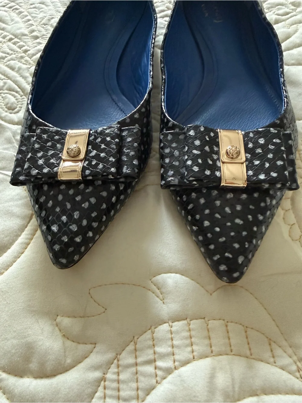 Coach Women’s Flats. Leather Upper. Black with Dots. Size 8.5